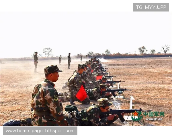 射击选手卧姿射击表现稳定，精准锁定胜利